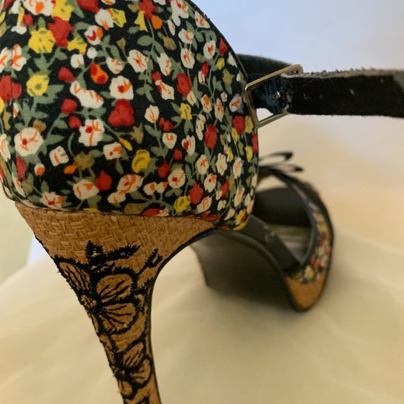 "Not Rated" high heeled shoes   from Balisi (Size 9) - Picture 6 of 6